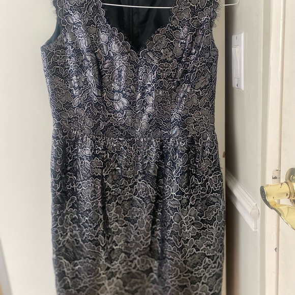 Shoshanna Floral dress - grey ish silver color - Picture 5 of 7